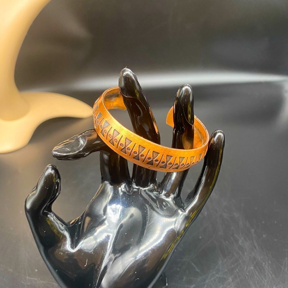 Ladies 6” copper bracelet with beautiful engraving